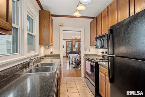 1418 S Douglas Ave, Springfield, IL 62704 photo 16