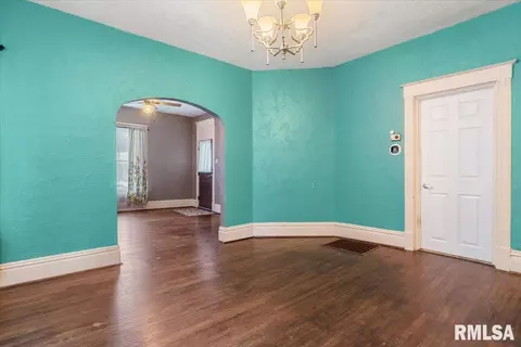 Other - 524 W Vine St, Springfield, IL 62704 photo 3 of 10