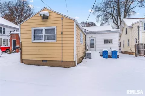 Exterior - 524 W Vine St, Springfield, IL 62704 photo 2 of 2