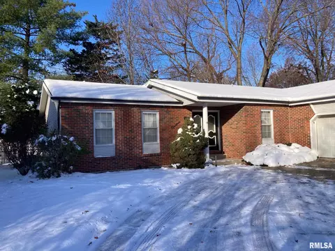 19 Bellerive Rd, Springfield, IL 62704 photo 3