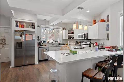 Kitchen - 908 N Walnut St, Springfield, IL 62702 photo 1 of 3