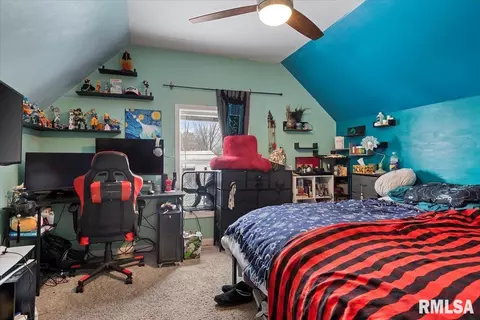 Bedroom - 908 N Walnut St, Springfield, IL 62702 photo 3 of 4