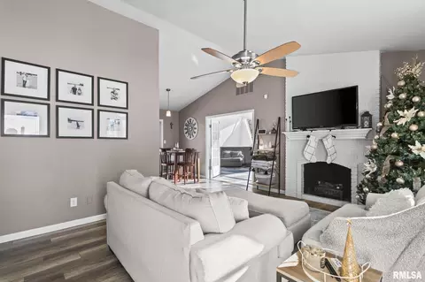 Other - 200 N Durkin Dr, Springfield, IL 62702 photo 1 of 9