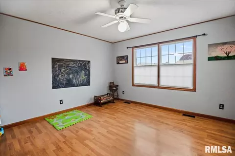 Bedroom - 3810 Bristlecone Dr, Springfield, IL 62712 photo 5 of 6