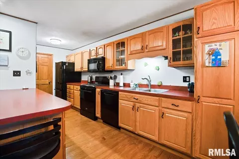 Kitchen - 3810 Bristlecone Dr, Springfield, IL 62712 photo 1 of 2