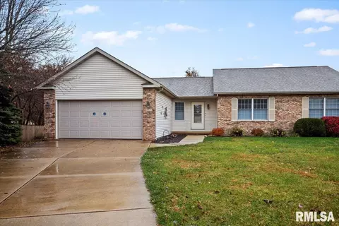 Exterior - 3810 Bristlecone Dr, Springfield, IL 62712 photo 2 of 5