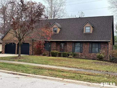 3405 Bluff Rd, Springfield, IL 62711