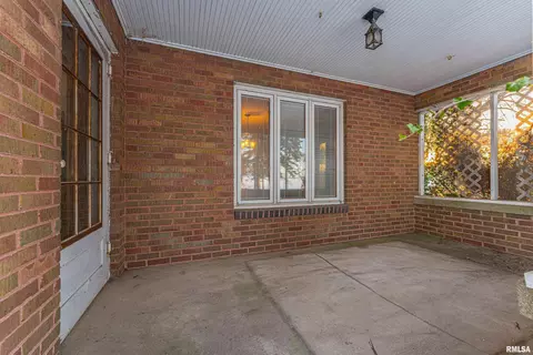 Exterior - 2125 700th St, Chestnut, IL 62518 photo 3 of 4