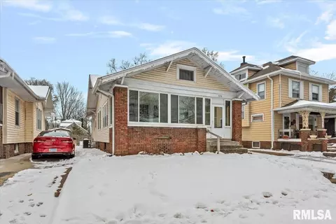 720 W Fayette Ave, Springfield, IL 62704