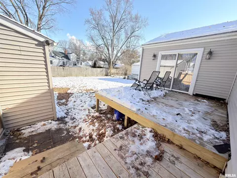 Exterior - 3606 Sherman St, Springfield, IL 62703 photo 2 of 6