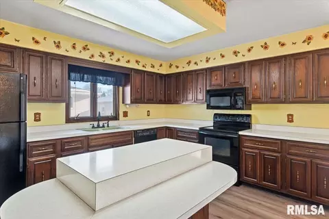 2540 Delaware Dr, Springfield, IL 62702 photo 10