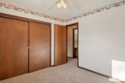2540 Delaware Dr, Springfield, IL 62702 photo 19