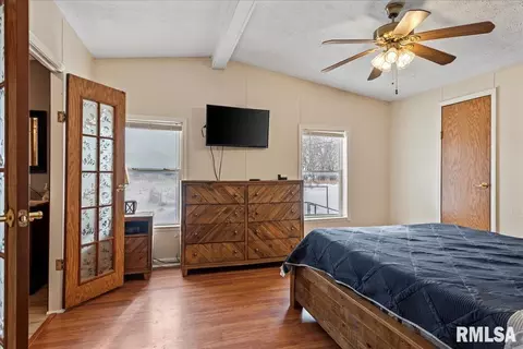 Bedroom - 367 E Oak St, Hettick, IL 62649 photo 1 of 5