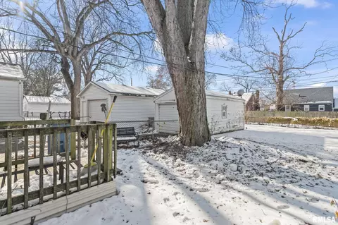 Exterior - 235 N Illinois St, Springfield, IL 62702 photo 6 of 6