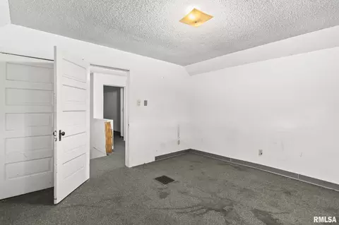 1506 E Phillips St, Springfield, IL 62702 photo 10