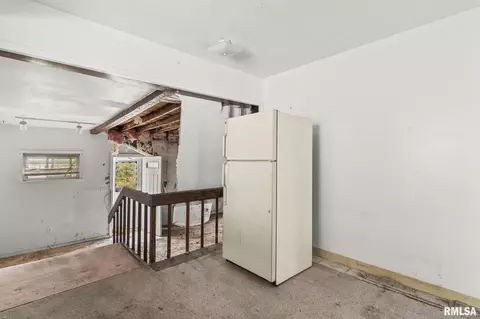 1504 E Phillips St, Springfield, IL 62702 photo 11