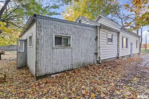 1504 E Phillips St, Springfield, IL 62702 photo 25