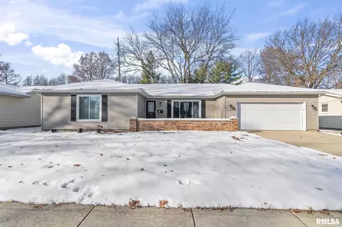 169 Bellerive Rd, Springfield, IL 62704