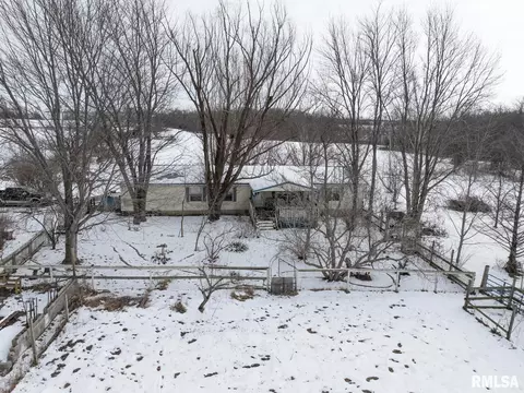 12265 Mindale Rd, La Prairie, IL 62346