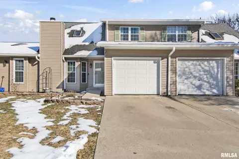 14 Woodbury Hill Ln, Springfield, IL 62711