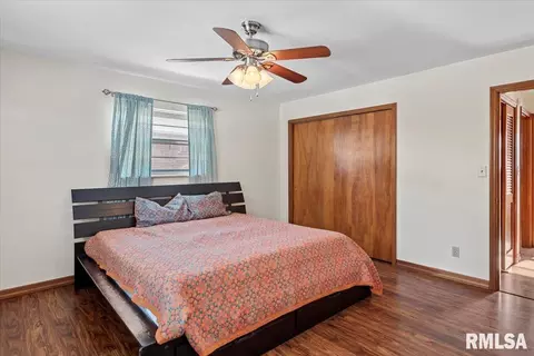 Bedroom - 29 Belhaven Dr, Springfield, IL 62704 photo 4 of 8