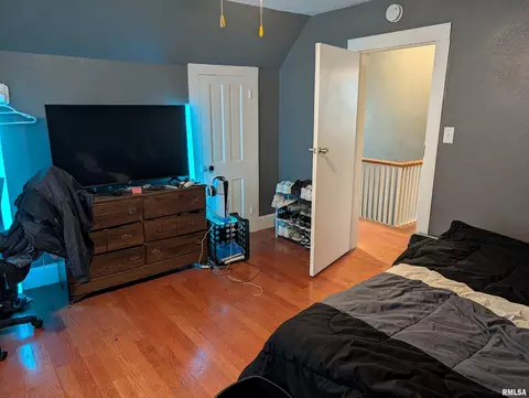 Bedroom - 608 W Calhoun St, Macomb, IL 61455 photo 6 of 6