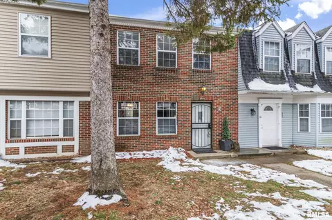 9 Sycamore Row, Springfield, IL 62702 photo 1