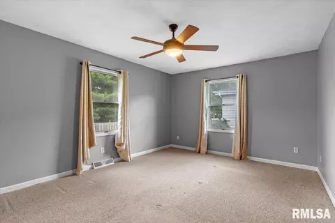 Bedroom - 3131 Turning Mill Dr, Springfield, IL 62704 photo 1 of 7