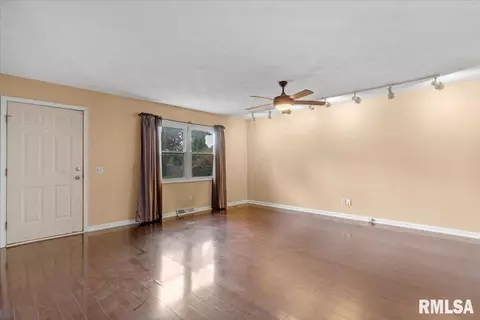 Other - 3131 Turning Mill Dr, Springfield, IL 62704 photo 3 of 5