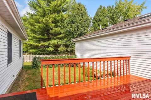 Exterior - 3131 Turning Mill Dr, Springfield, IL 62704 photo 1 of 4