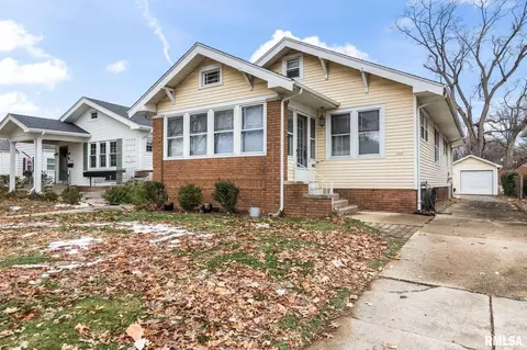 1900 S Walnut St, Springfield, IL 62704