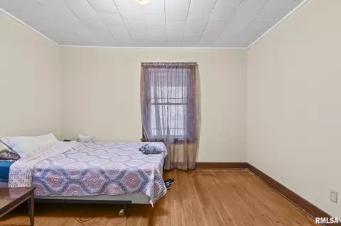 Bedroom - 2236 E Adams St, Springfield, IL 62703 photo 3 of 6