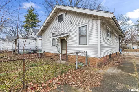 Exterior - 2236 E Adams St, Springfield, IL 62703 photo 1 of 5