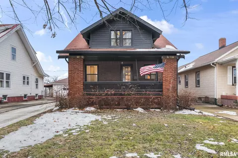 1023 Broadway St, Lincoln, IL 62656