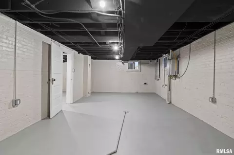 Other - 1023 Broadway St, Lincoln, IL 62656 photo 15 of 18