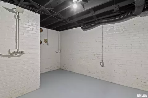Other - 1023 Broadway St, Lincoln, IL 62656 photo 11 of 18