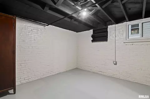 Other - 1023 Broadway St, Lincoln, IL 62656 photo 16 of 18