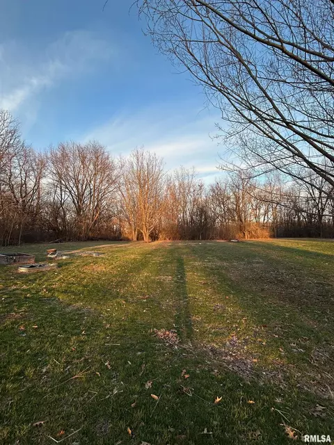 Exterior - 180 Etherton Ln, Springfield, IL 62712 photo 3 of 14