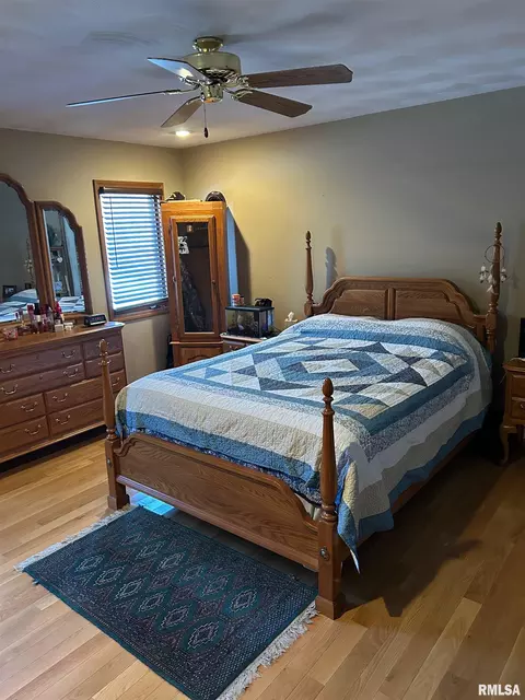Bedroom - 180 Etherton Ln, Springfield, IL 62712 photo 6 of 7