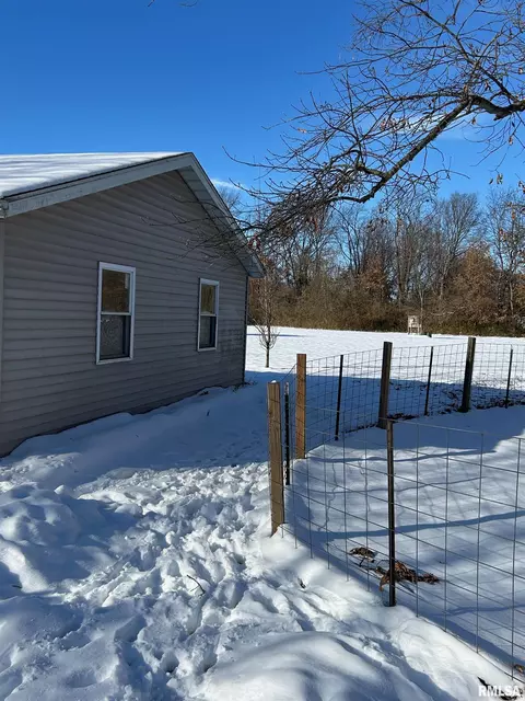 Exterior - 180 Etherton Ln, Springfield, IL 62712 photo 14 of 14