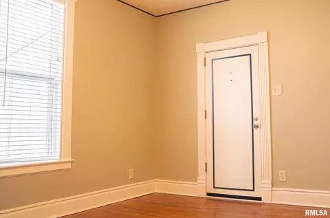 1028 N 3rd St, Springfield, IL 62702 photo 10