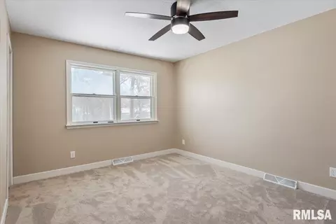 18 Dean Park Rd, Springfield, IL 62707 photo 15