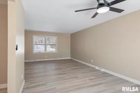 18 Dean Park Rd, Springfield, IL 62707 photo 10