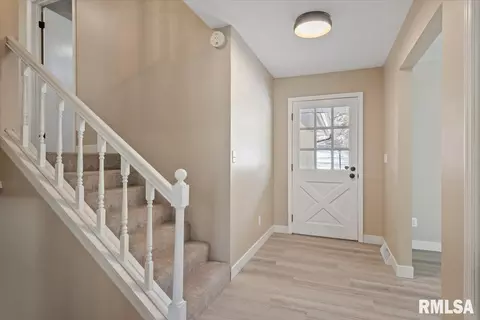 18 Dean Park Rd, Springfield, IL 62707 photo 5