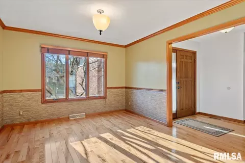 2553 Chapel Hill Dr, Springfield, IL 62702 photo 12