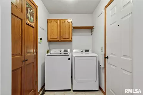 2553 Chapel Hill Dr, Springfield, IL 62702 photo 20