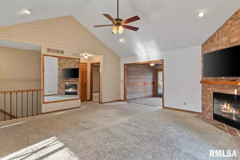 2553 Chapel Hill Dr, Springfield, IL 62702 photo 7