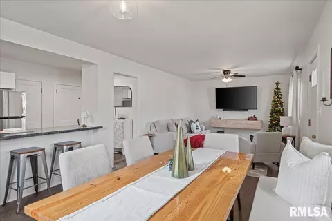 Dining - 320 S Amos Ave, Springfield, IL 62704 photo 3 of 3