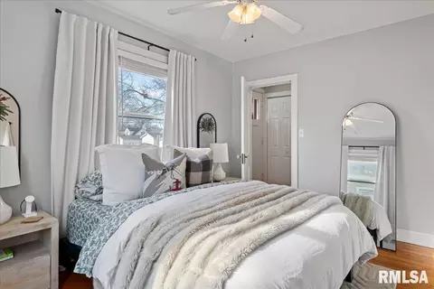 Bedroom - 320 S Amos Ave, Springfield, IL 62704 photo 1 of 4