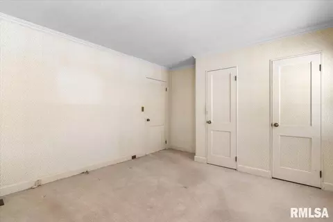 Bedroom - 2336 S State St, Springfield, IL 62704 photo 1 of 8